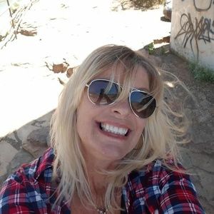 Meet your Posher, Carol